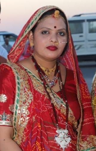 Mahima kumawat - owner of Mahima Gota Patti Designer